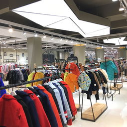 北京庫(kù)存服裝批發(fā) 品牌折扣連衣裙一手貨源，工廠直銷無(wú)中間環(huán)節(jié)指南